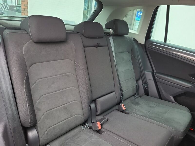 More views of Volkswagen Tiguan