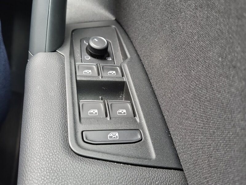 More views of Volkswagen Tiguan