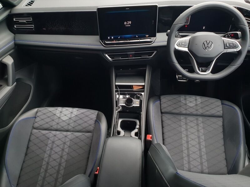 More views of Volkswagen Tiguan