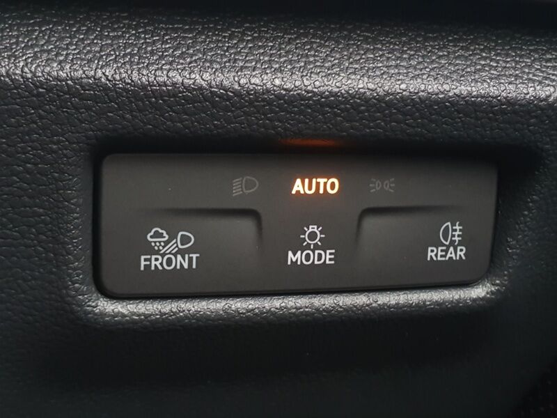 More views of Volkswagen Tiguan