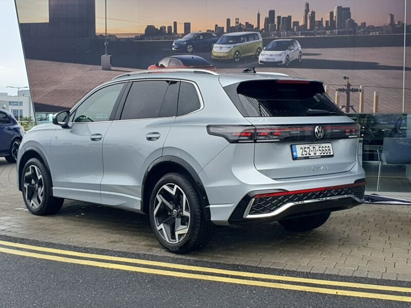 More views of Volkswagen Tiguan