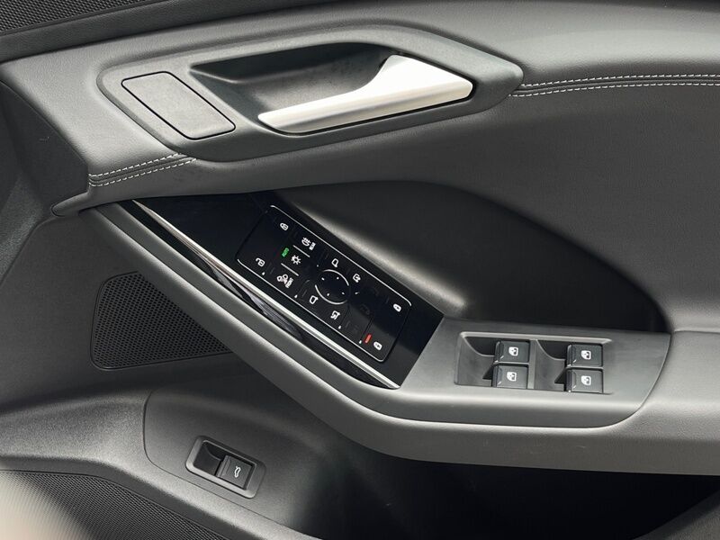 More views of Audi Q6 e-tron