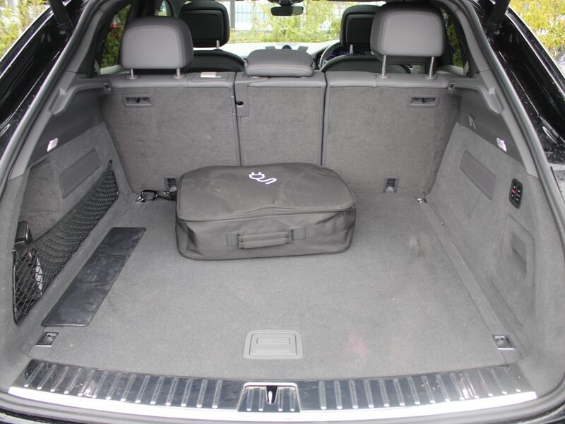 More views of Porsche Cayenne