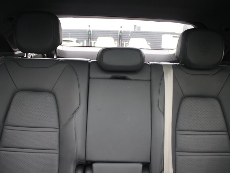 More views of Porsche Cayenne