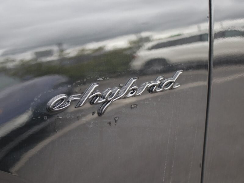 More views of Porsche Cayenne