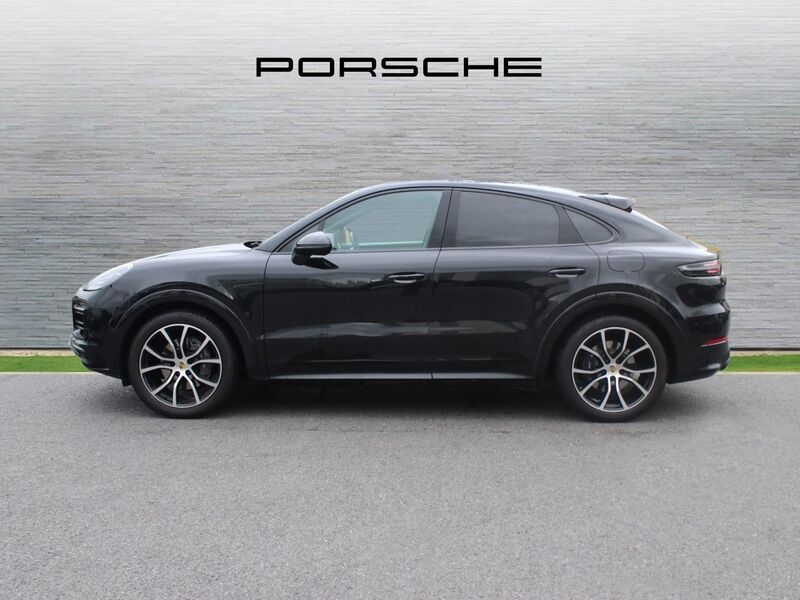 More views of Porsche Cayenne