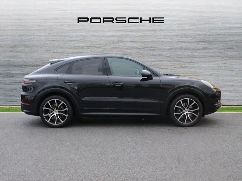 More views of Porsche Cayenne
