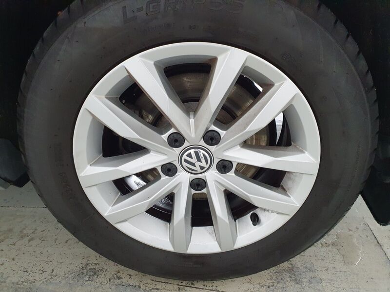 More views of Volkswagen Passat