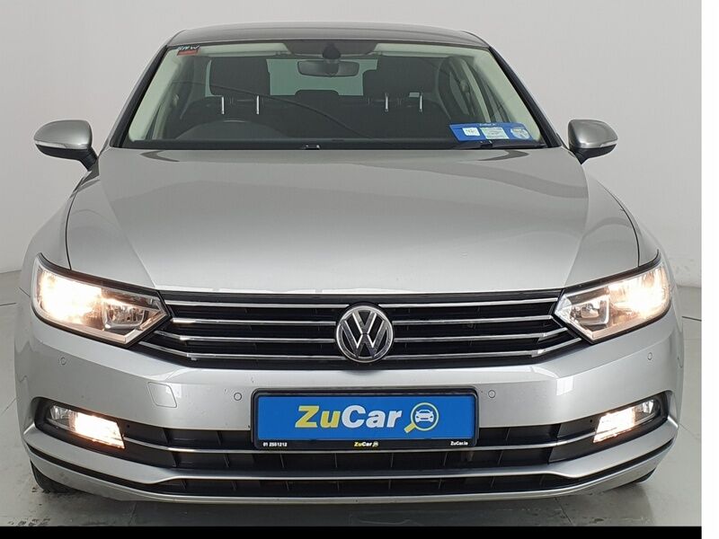 More views of Volkswagen Passat