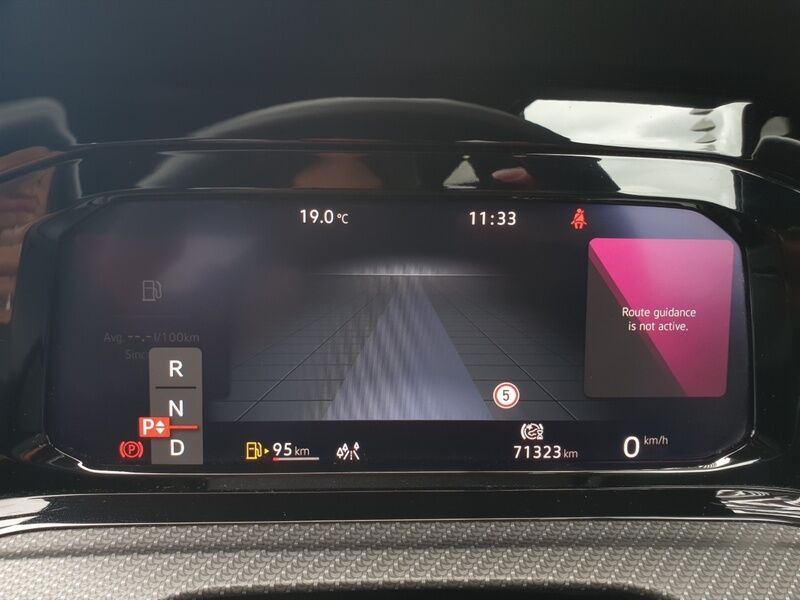 More views of Volkswagen Golf