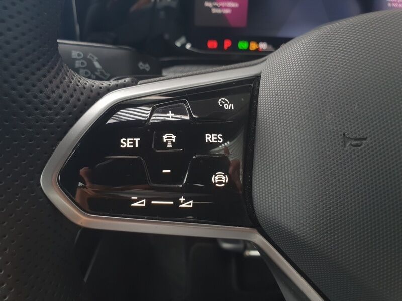 More views of Volkswagen Golf