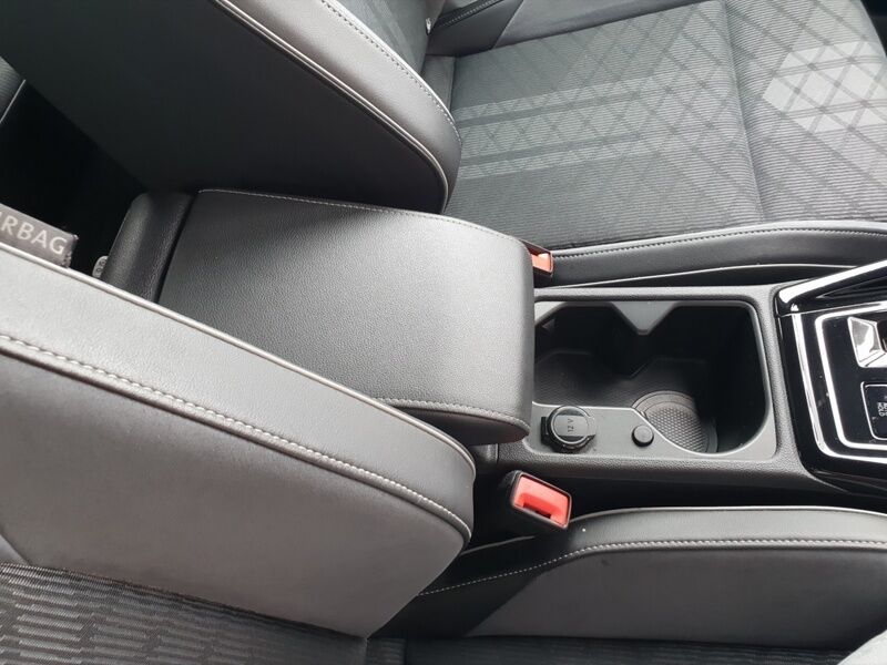 More views of Volkswagen Golf