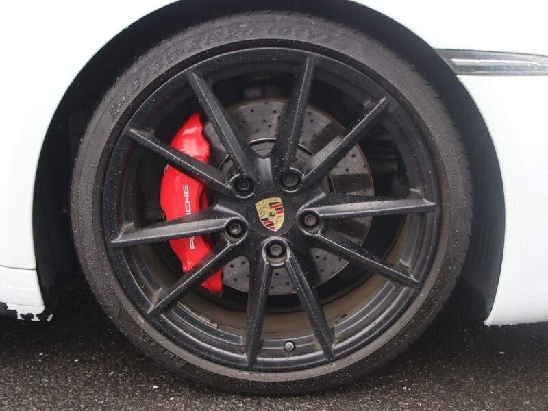 More views of Porsche 911