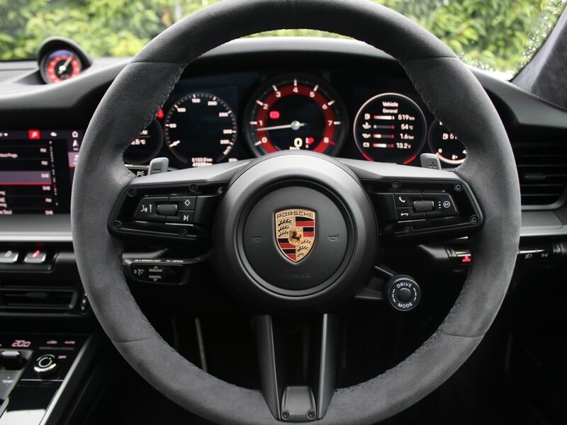 More views of Porsche 911
