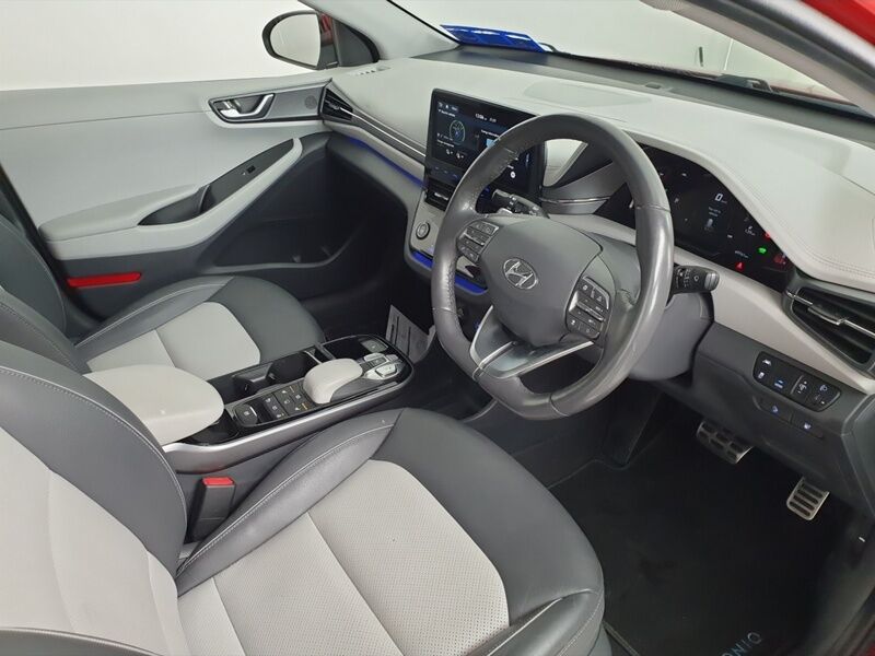 More views of Hyundai Ioniq