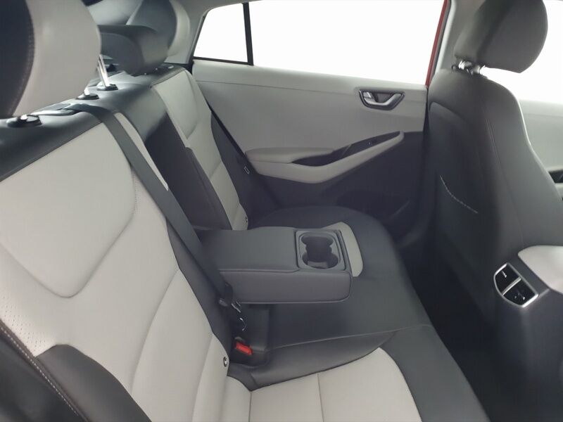 More views of Hyundai Ioniq