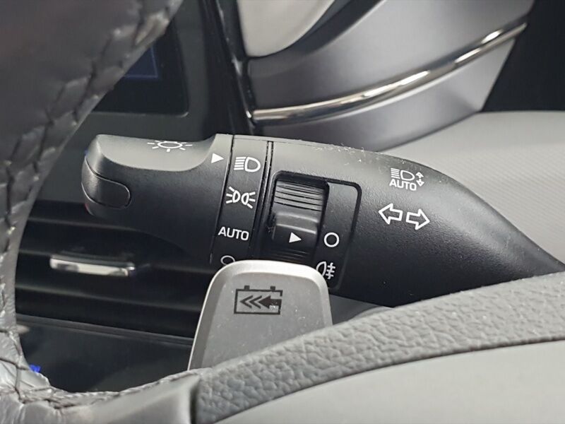 More views of Hyundai Ioniq