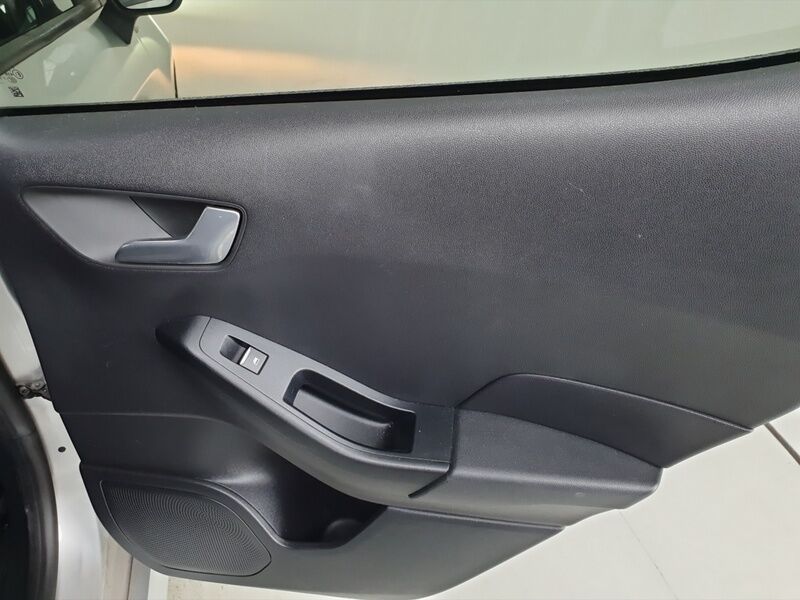 More views of Ford Fiesta
