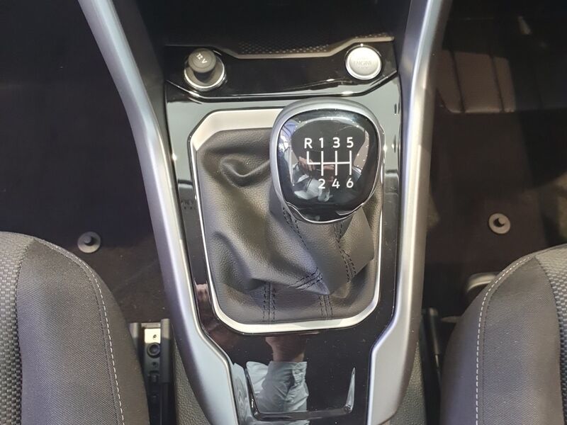 More views of Volkswagen T-Roc