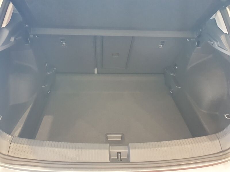 More views of Volkswagen T-Roc