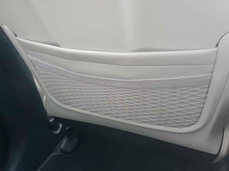 More views of Kia Sorento