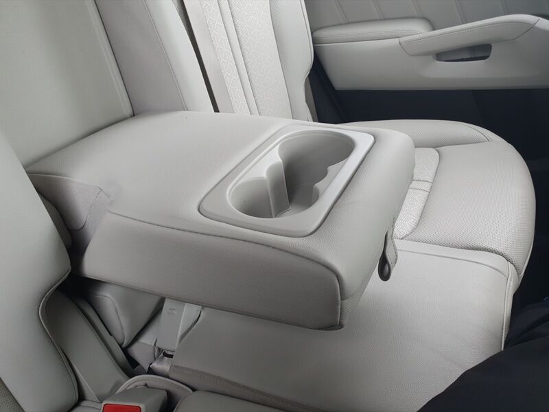 More views of Kia Sorento
