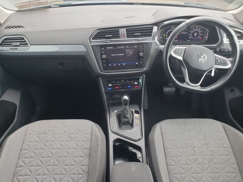 More views of Volkswagen Tiguan