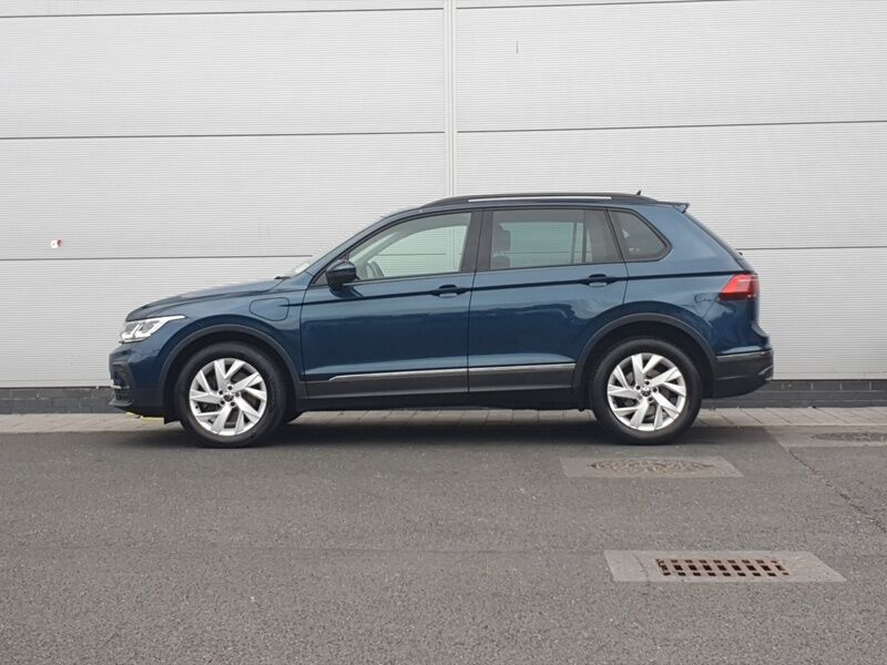 More views of Volkswagen Tiguan