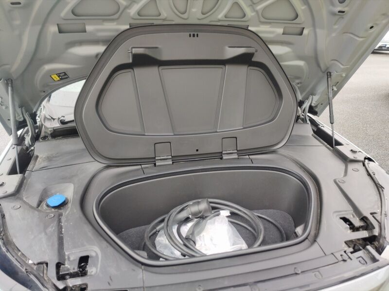 More views of Volvo XC40