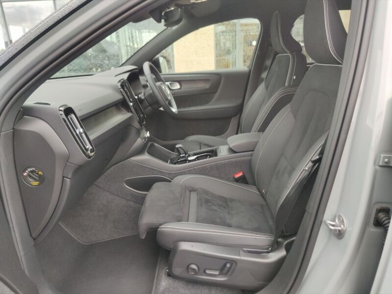 More views of Volvo XC40