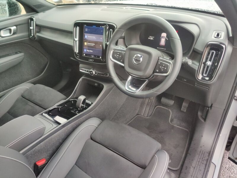 More views of Volvo XC40
