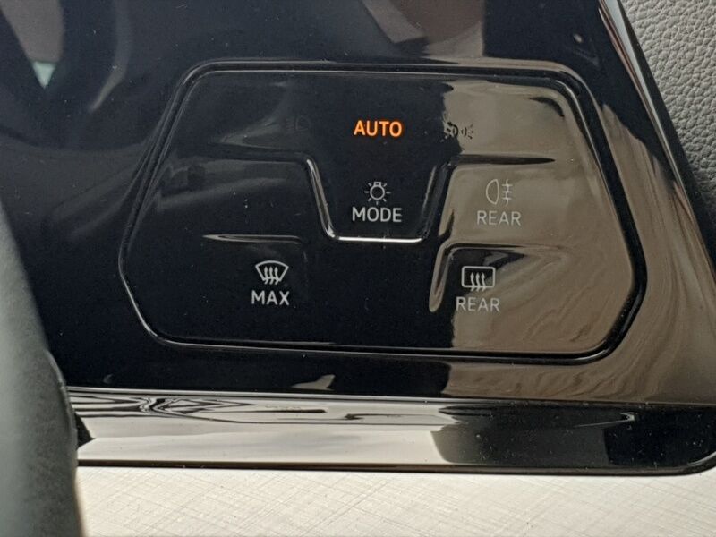 More views of Volkswagen Golf