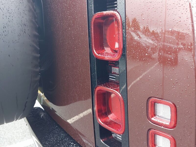More views of Land Rover Defender