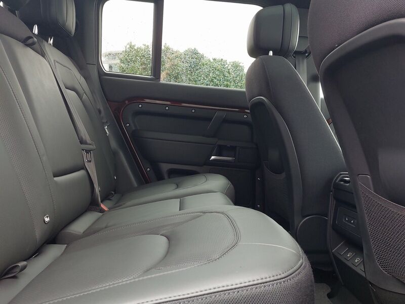 More views of Land Rover Defender