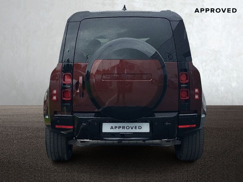 More views of Land Rover Defender