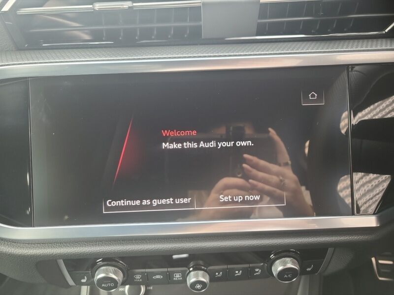 More views of Audi Q3