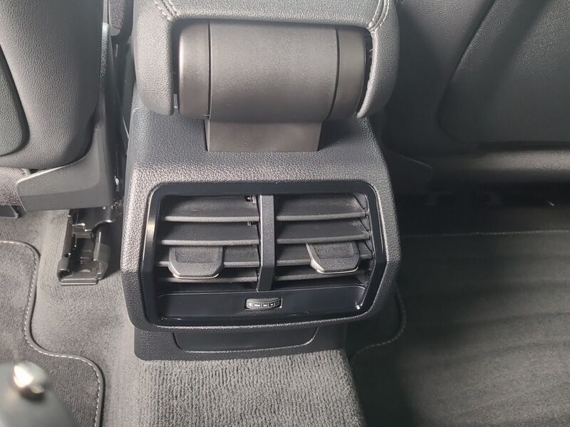 More views of Audi Q3