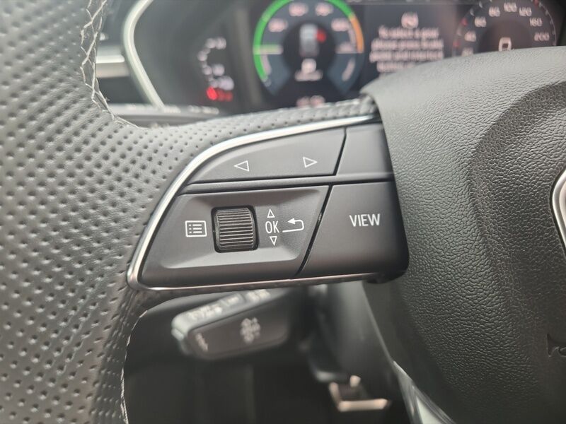 More views of Audi Q3