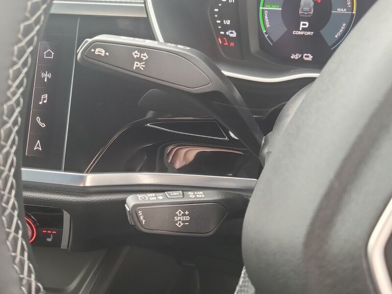 More views of Audi Q3
