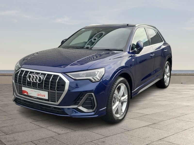 More views of Audi Q3