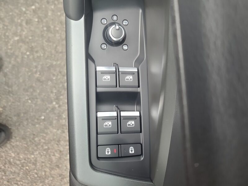 More views of Audi Q3
