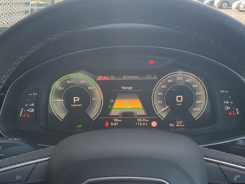 More views of Audi Q8