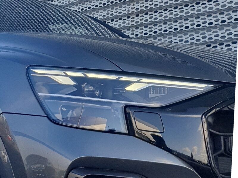 More views of Audi Q8