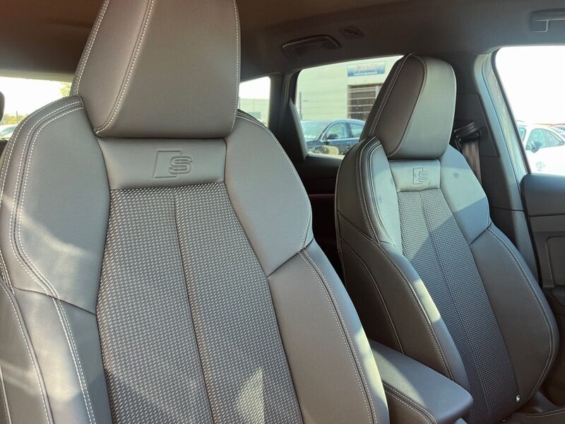 More views of Audi Q4 E-tron