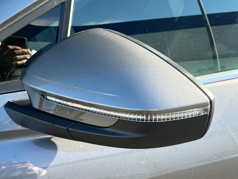 More views of Audi Q4 E-tron