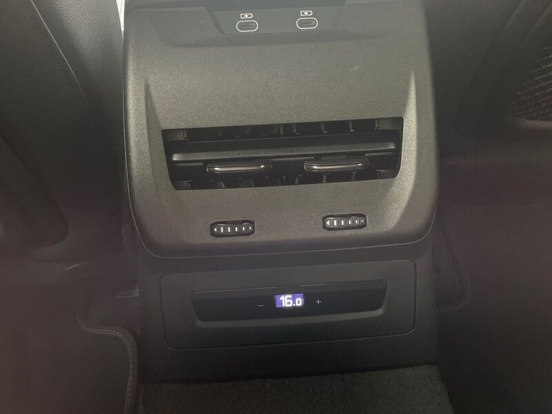 More views of Audi A5