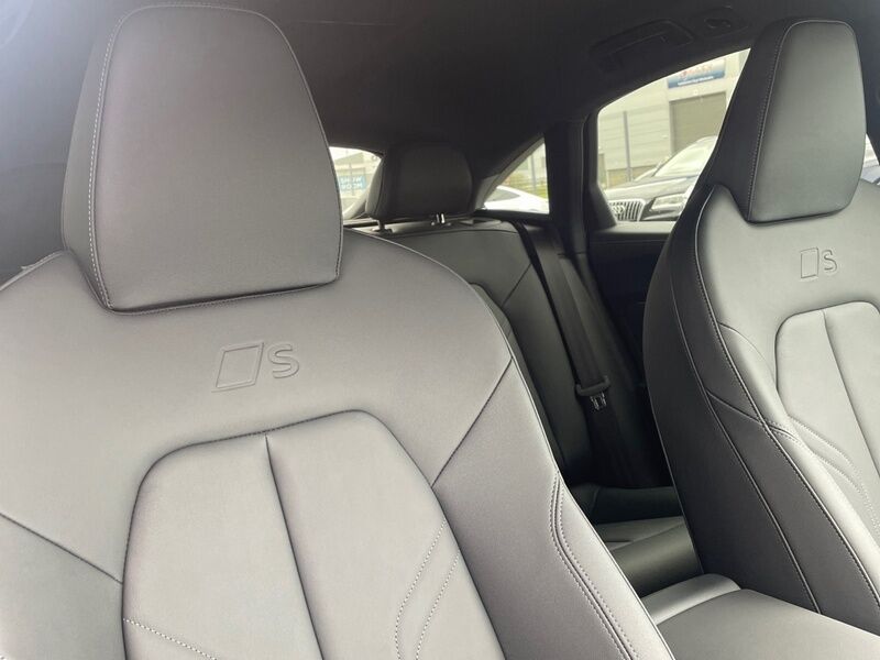 More views of Audi A5