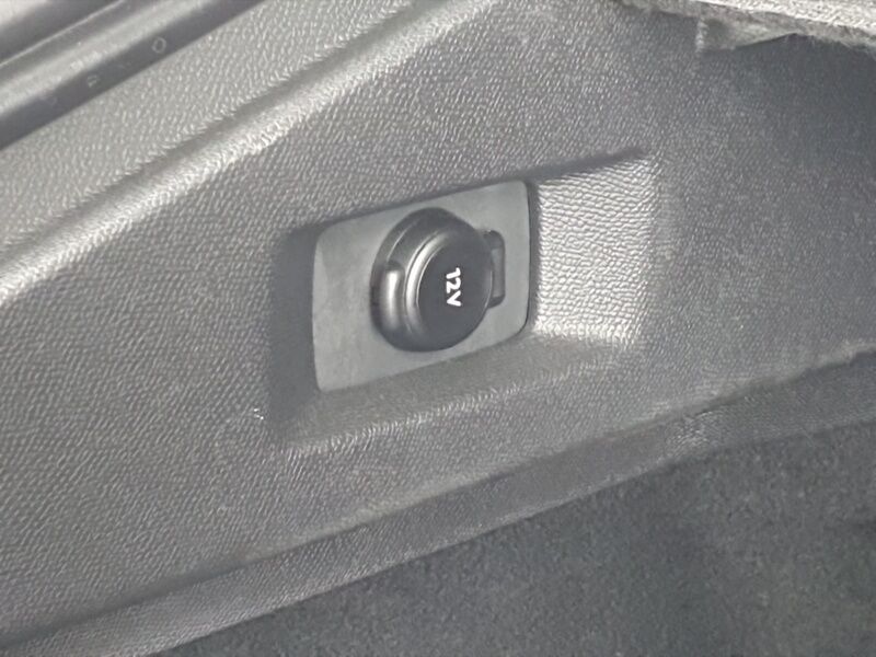 More views of Peugeot 508 