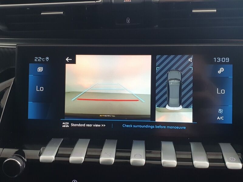 More views of Peugeot 508 