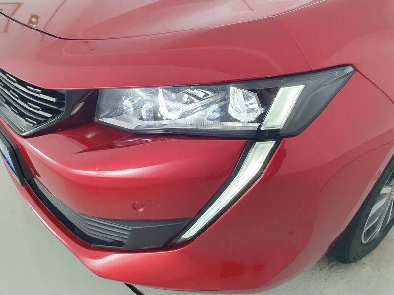 More views of Peugeot 508 